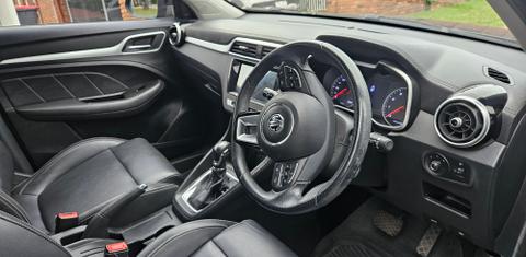 MG ZS 2021