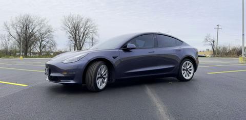 Tesla Model 3 2022