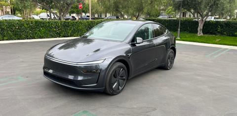 Tesla Model Y 2026
