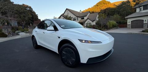 Tesla Model Y 2026