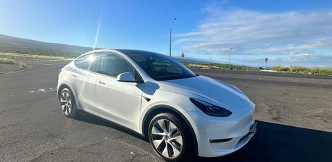 Tesla Model Y 2023