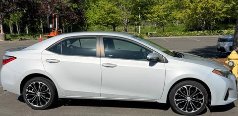 Toyota Corolla 2015