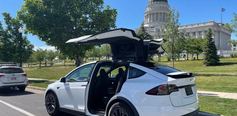 Tesla Model X 2022