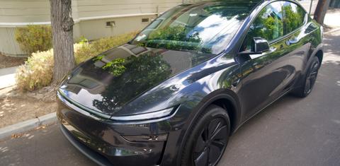 Tesla Model Y 2026