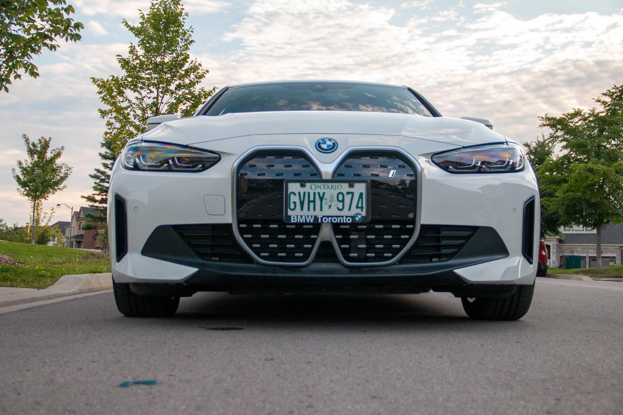 BMW i4 2023 in King City, ON