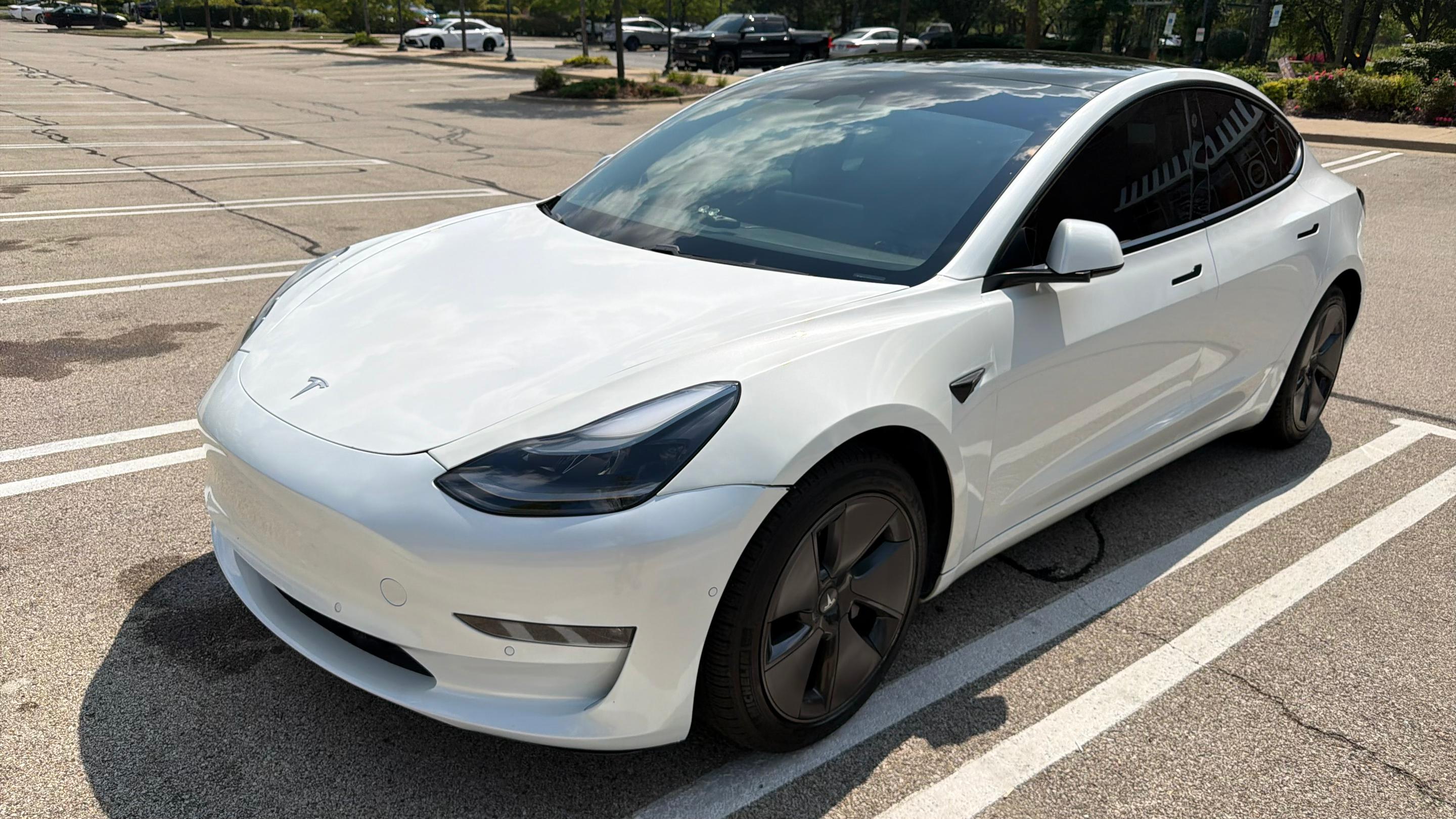 Tesla Model 3 2021 in Elk Grove Village, IL