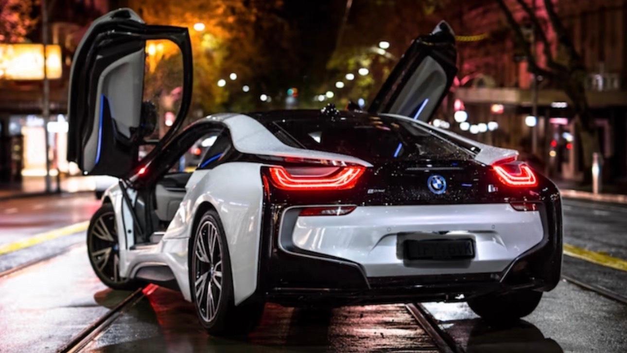 BMW i8 2016 in Haverhill, MA