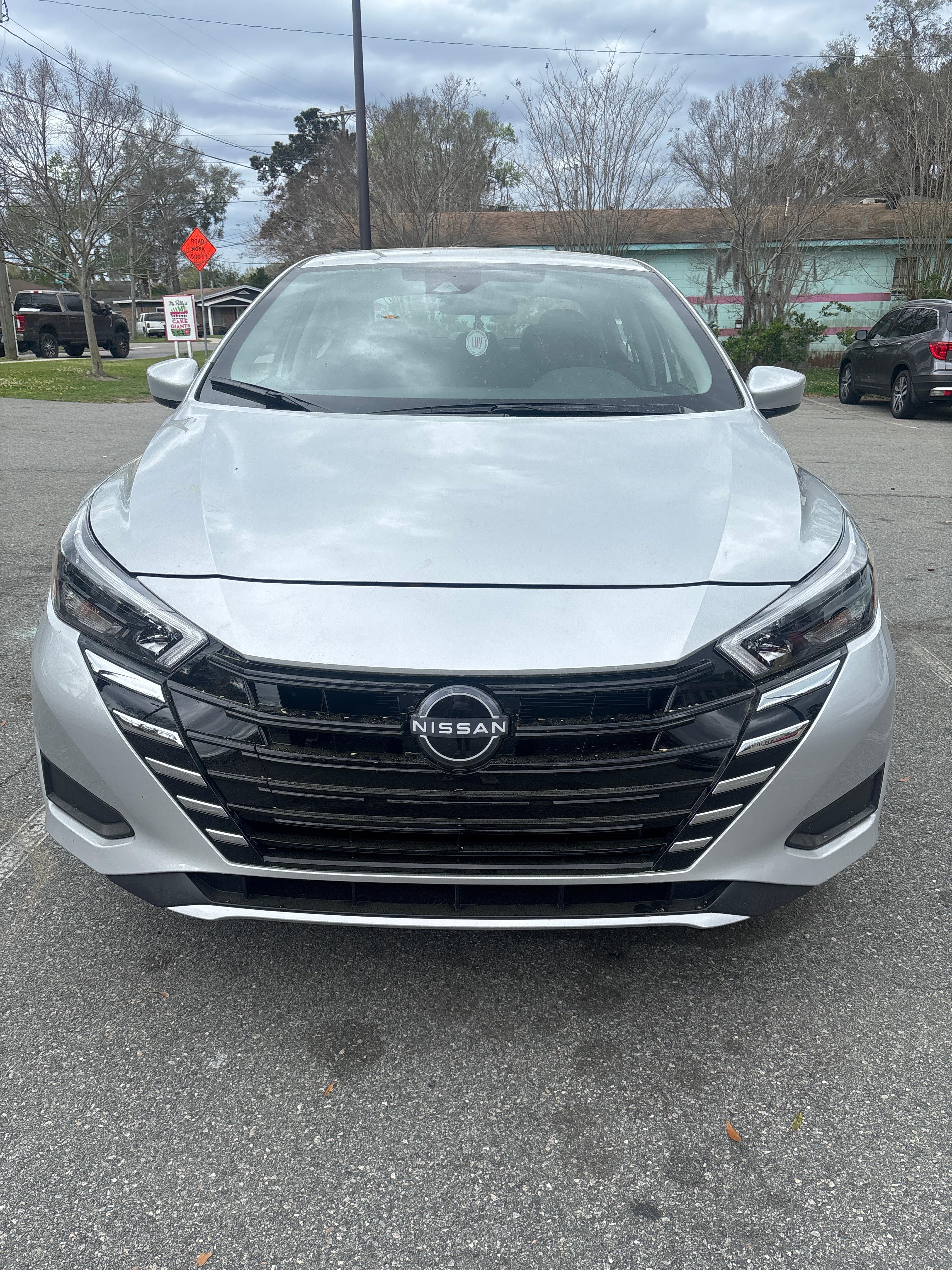 Nissan Versa 2025 in 