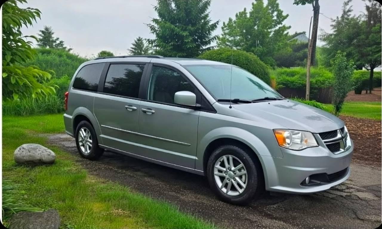 Dodge Grand Caravan 2018 in Van Buren Township, MI