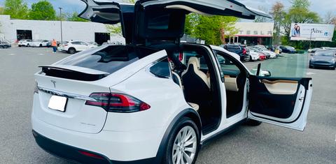 Tesla Model X 2020