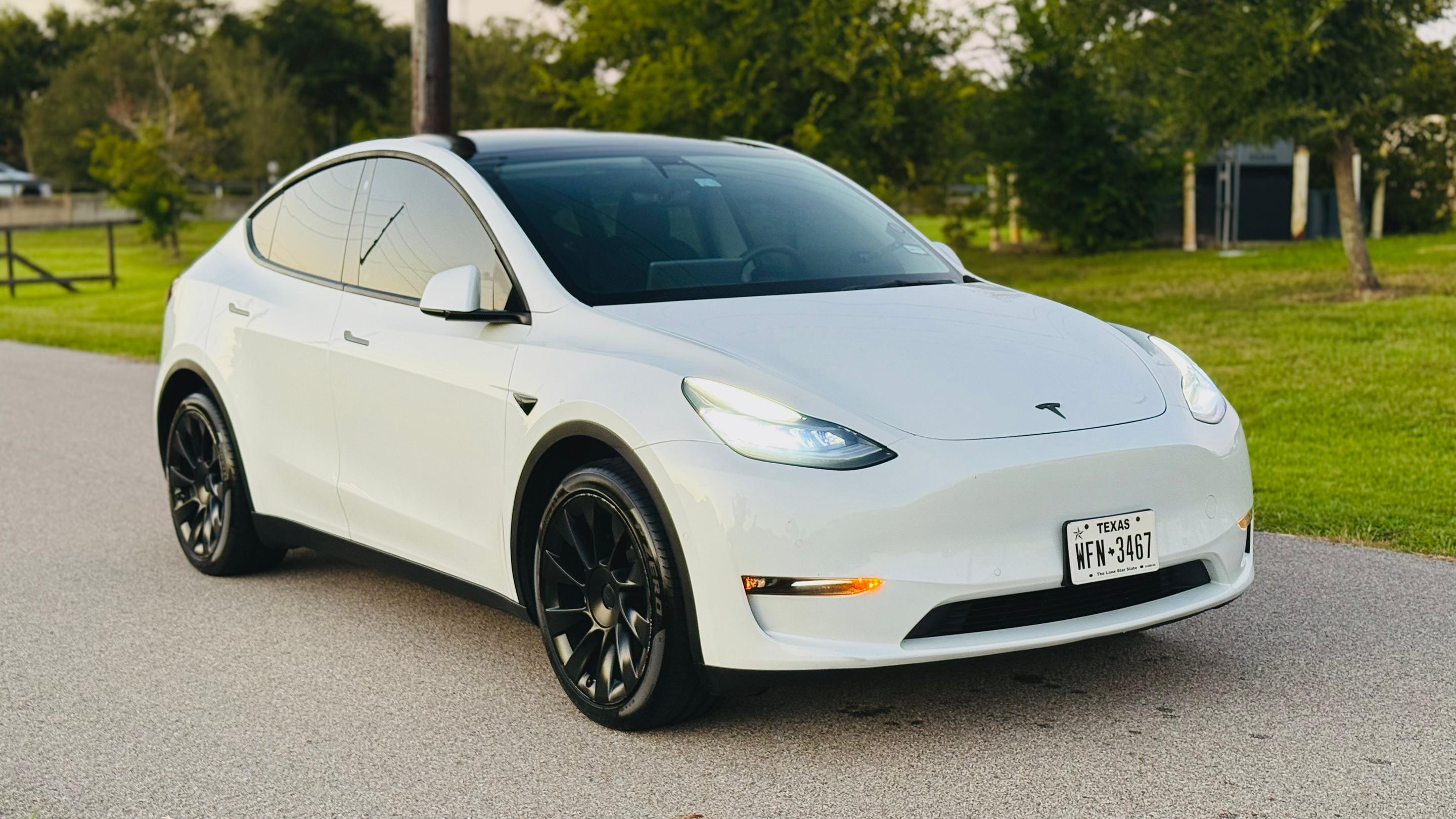 Tesla Model Y 2021 in Sugar Land, TX