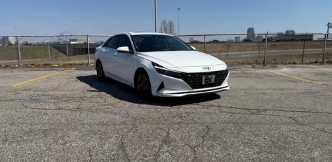Hyundai Elantra 2022