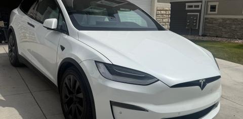 Tesla Model X 2022