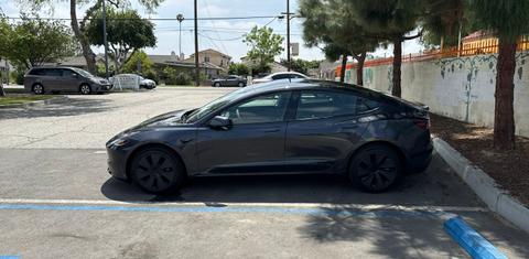 Tesla Model 3 2025