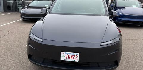 Tesla Model Y 2026