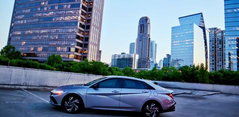 Hyundai Elantra 2025