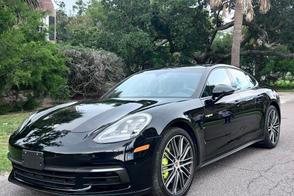 Porsche Panamera car