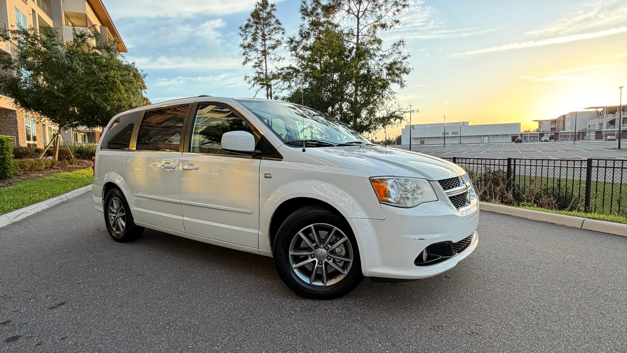 Dodge Grand Caravan 2014 in Orlando, FL