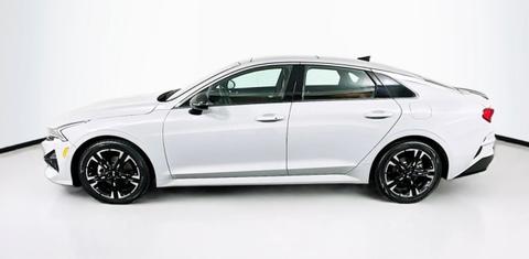 Kia K5 2021