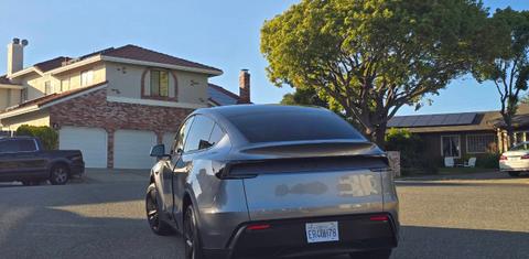 Tesla Model Y 2026