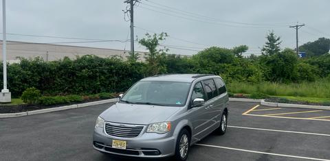 Chrysler Town & Country 2013