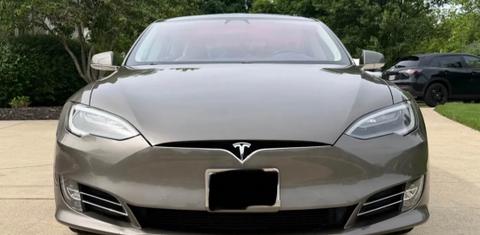 Tesla Model S 2016