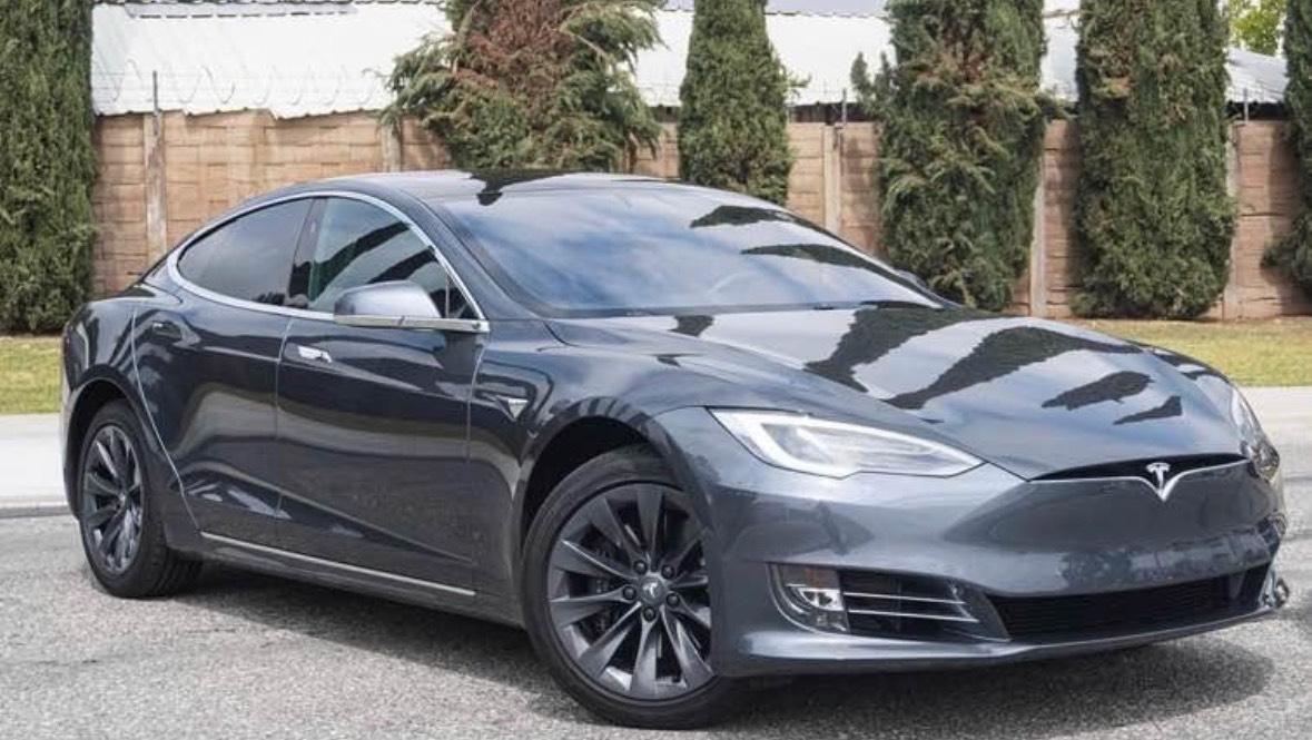 Tesla Model S 2018 in 