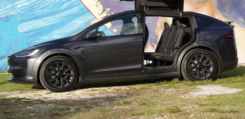 Tesla Model X 2023