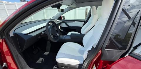 Tesla Model Y 2026