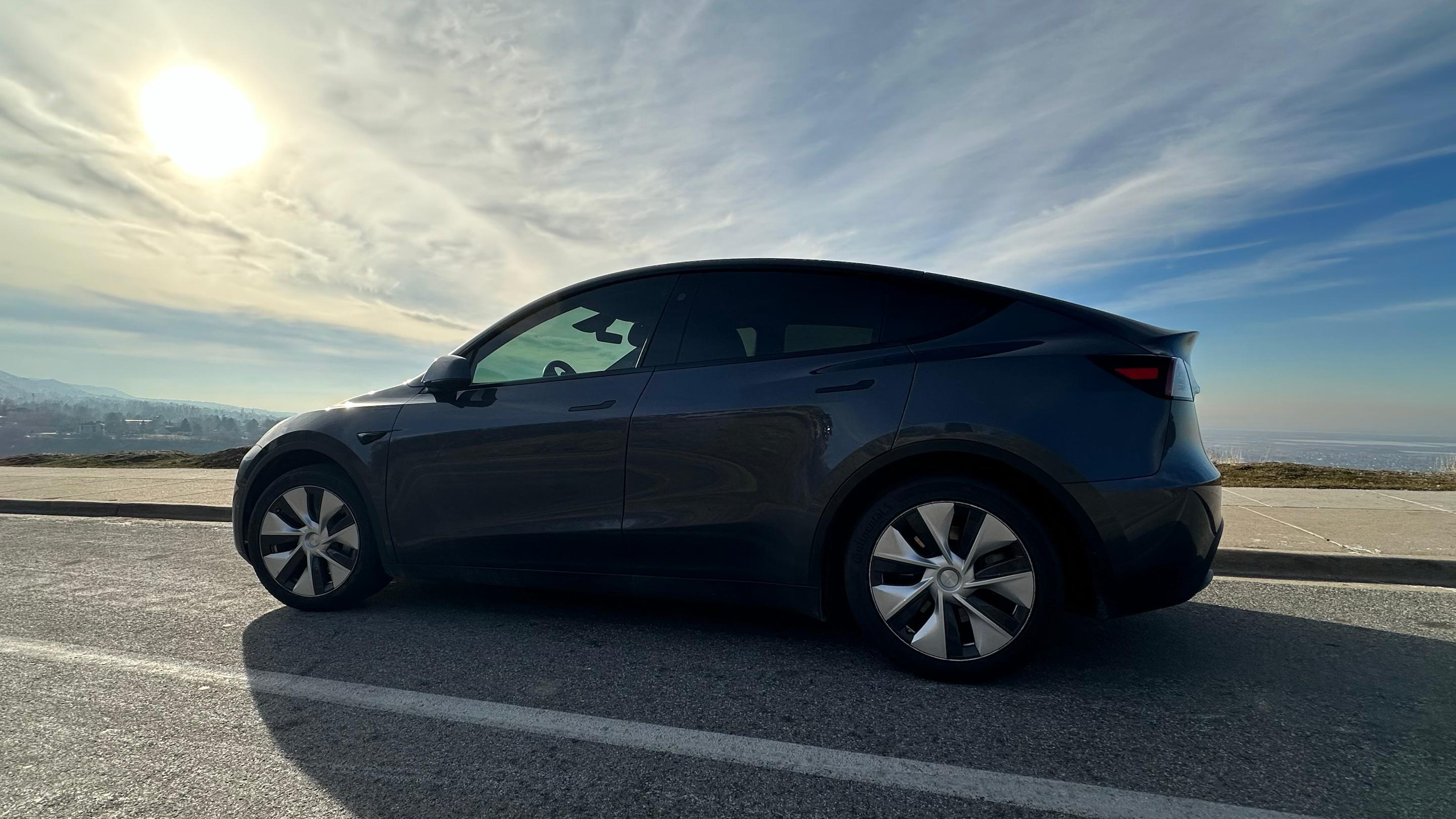 Tesla Model Y 2023 in Woods Cross, UT