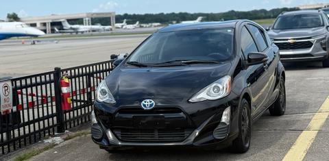 Toyota Prius c 2016