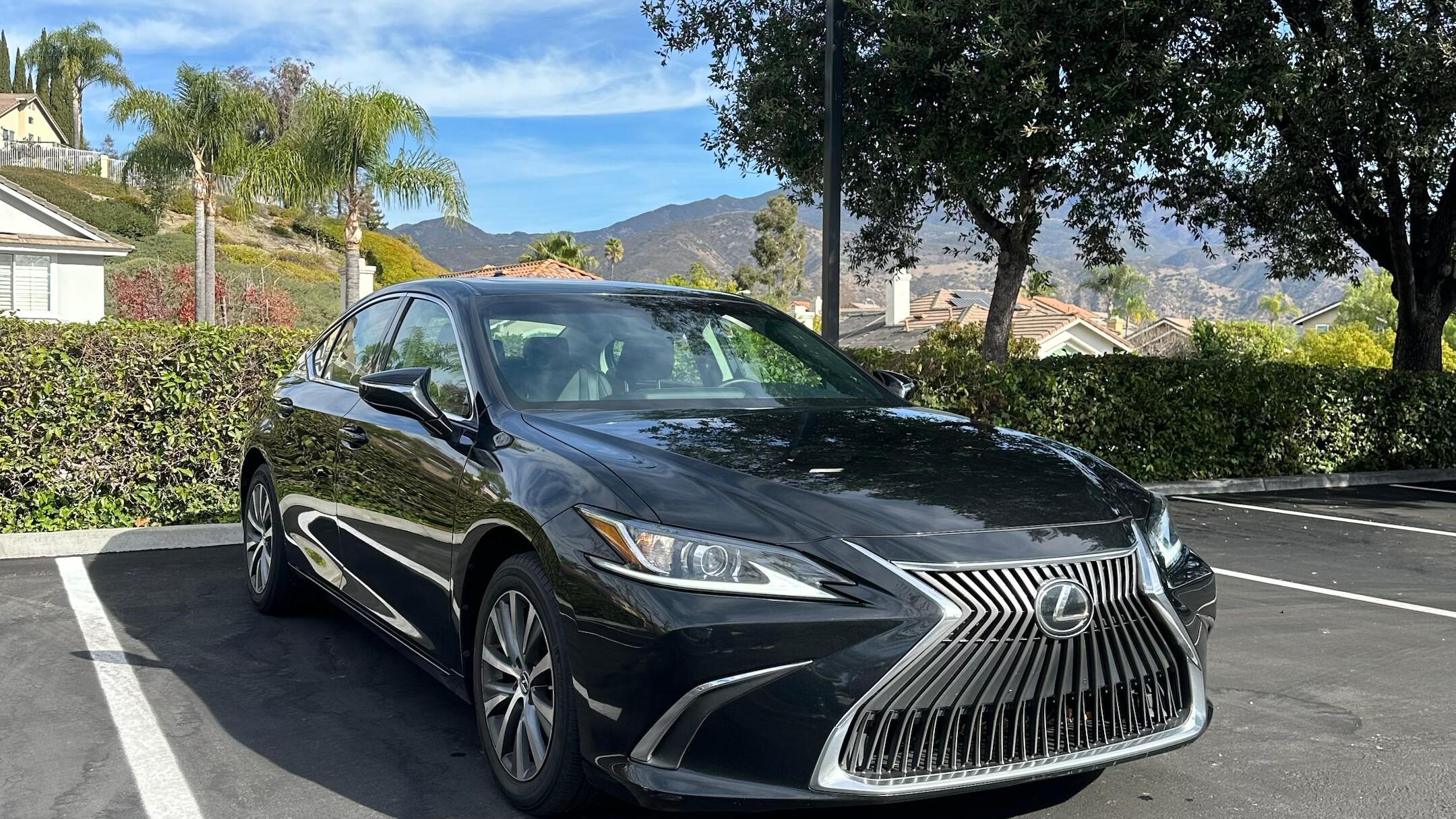 Lexus ES 2020 in Irvine, CA