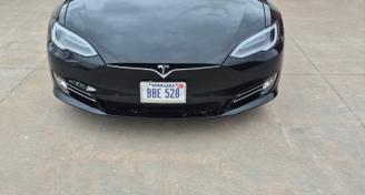 Tesla Model S 2016 — Car rental alternative in Lincoln, NE
