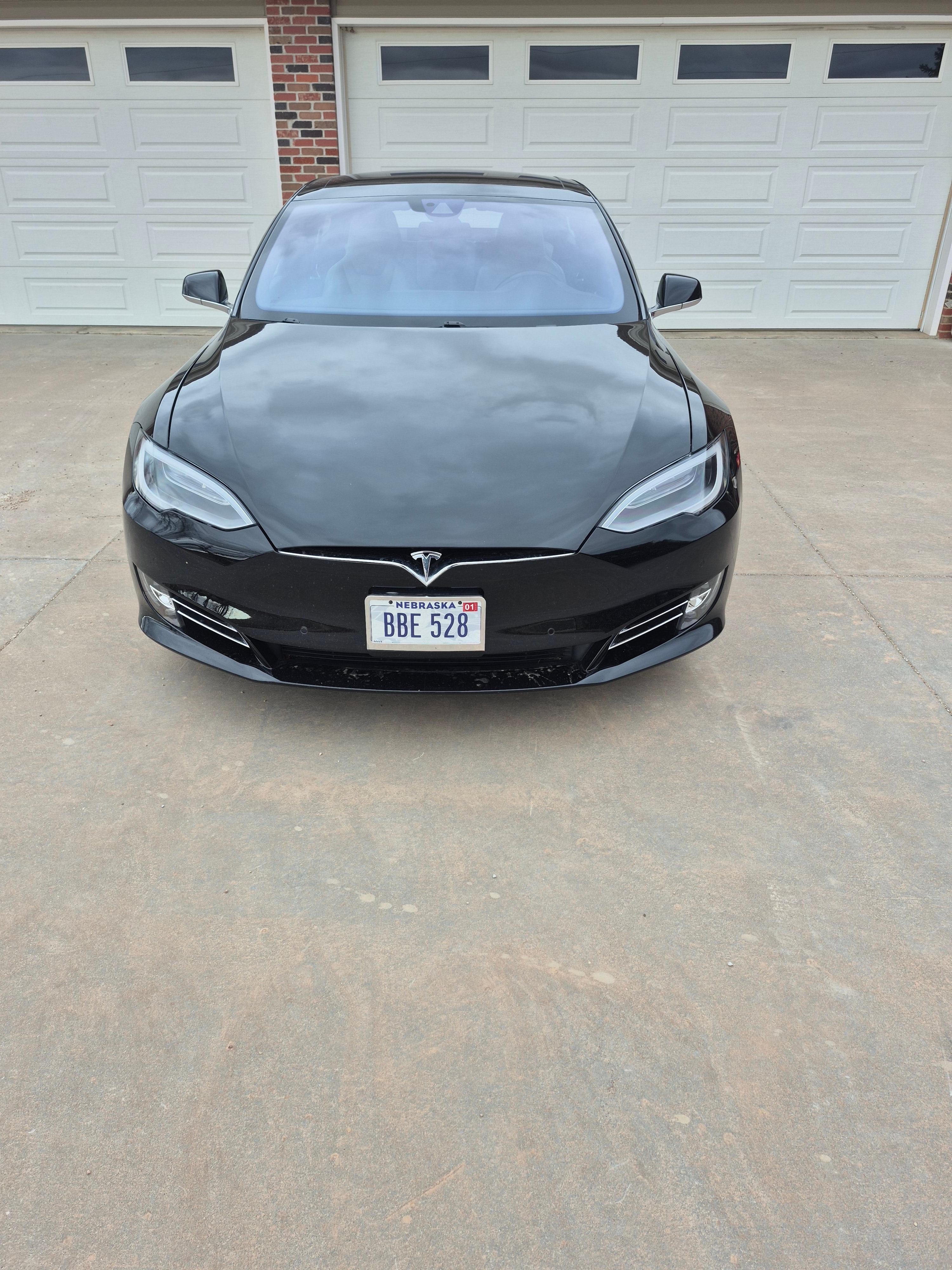 Tesla Model S 2016 in Lincoln, NE