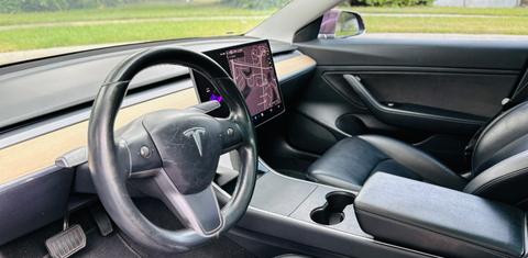 Tesla Model 3 2018