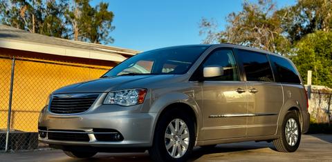 Chrysler Town & Country 2016