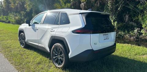 Toyota RAV4 Hybrid 2026