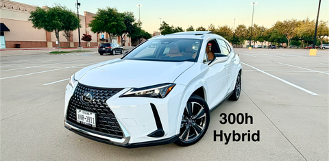 Lexus UX 2026