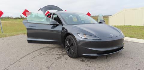 Tesla Model 3 2025