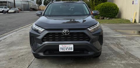 Toyota RAV4 2025