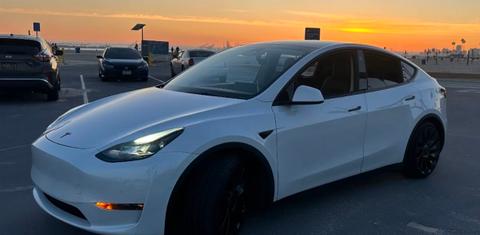 Tesla Model Y 2022