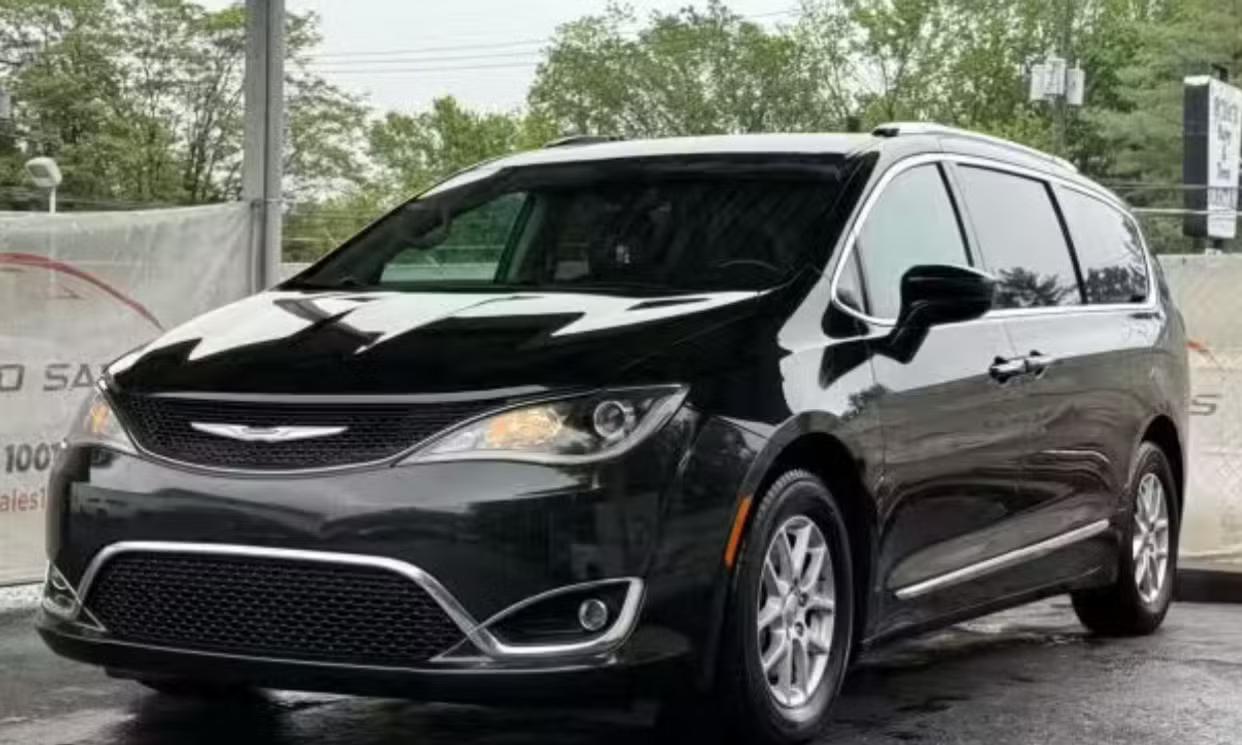 Chrysler Pacifica 2020 in 