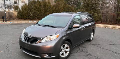 Toyota Sienna 2014