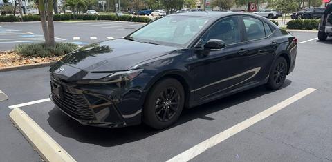 Toyota Camry Hybrid 2025