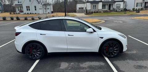 Tesla Model Y 2023