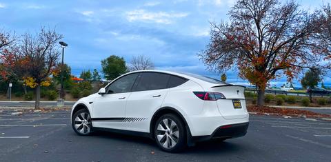 Tesla Model Y 2023