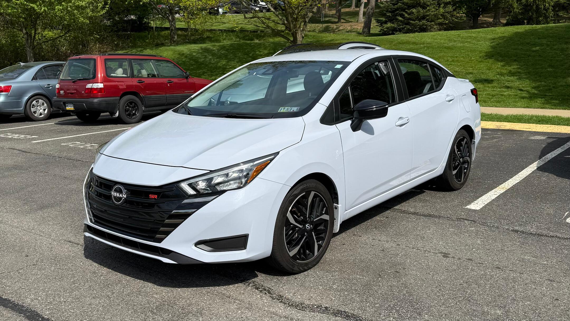 Nissan Versa 2024 in 
