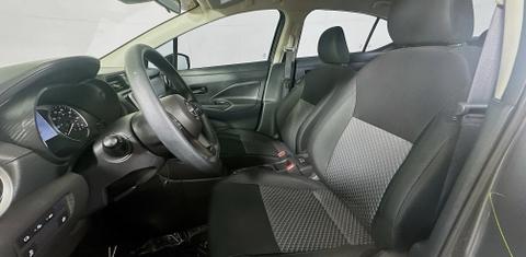Nissan Versa 2024