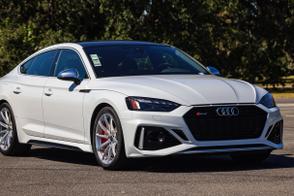 Audi RS 5 car