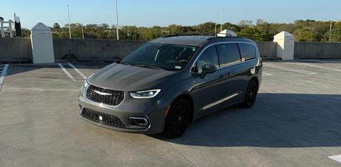 Chrysler Pacifica 2022